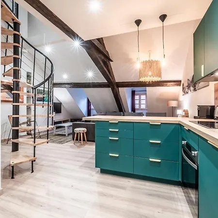 Coeur Vieille Apartment